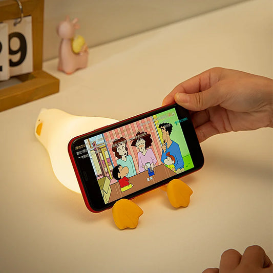 5 Reasons This Duck Night Light Is the Funniest Thing You’ll Ever Buy