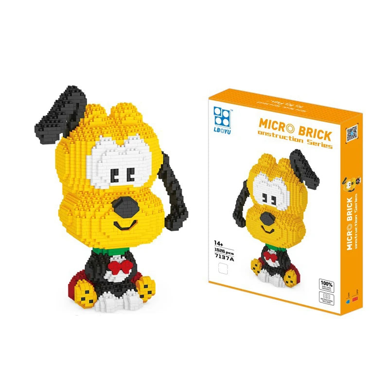 Fully assembled cartoon savannah animal brick figures displayed together