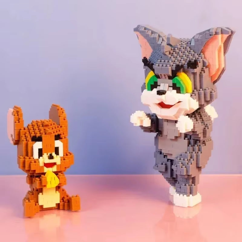 Front view of Tom and Jerry mini building block models on display